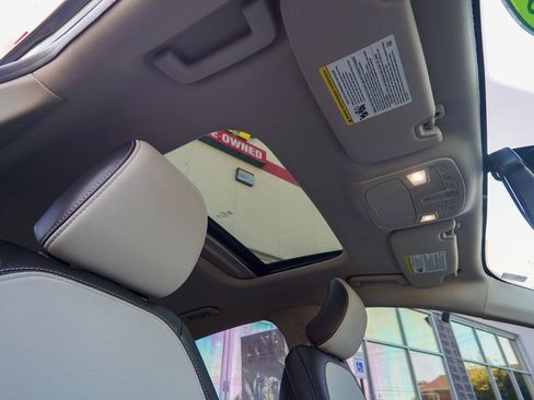 Used 2019 Ford Fusion SE w/ Equipment Group 151A FWD image 30