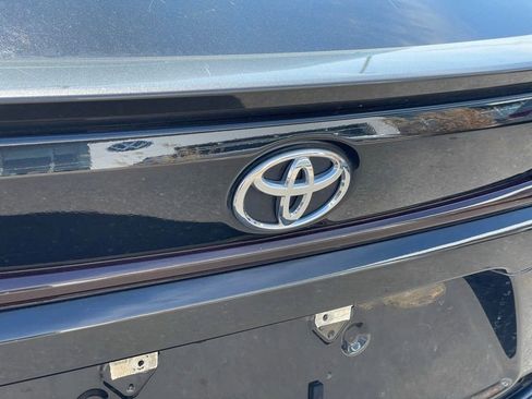 Used 2021 Toyota Corolla XSE w/ Carpet Mat Package (TMS) image 27