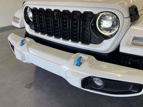 Used 2024 Jeep Wrangler High Altitude AWD/4WD image 7