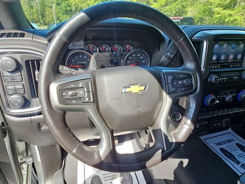 Used 2021 Chevrolet Silverado 2500 LT w/ Convenience Package AWD/4WD image 13