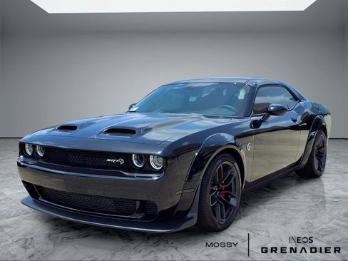 Used 2023 Dodge Challenger SRT Hellcat RWD image 4