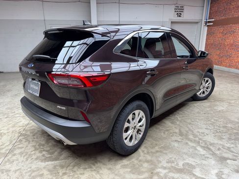 Certified 2023 Ford Escape Active AWD/4WD image 5
