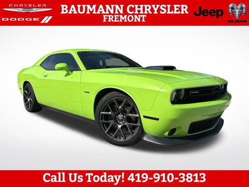 Used 2019 Dodge Challenger R/T w/ Plus Package RWD image 1