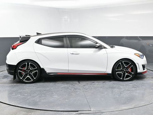 Used 2022 Hyundai Veloster N image 8