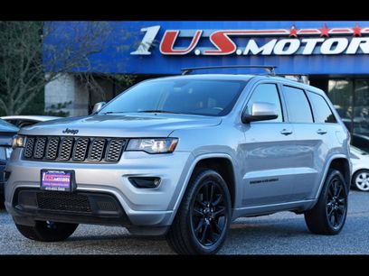 Used 2019 Jeep Grand Cherokee Altitude