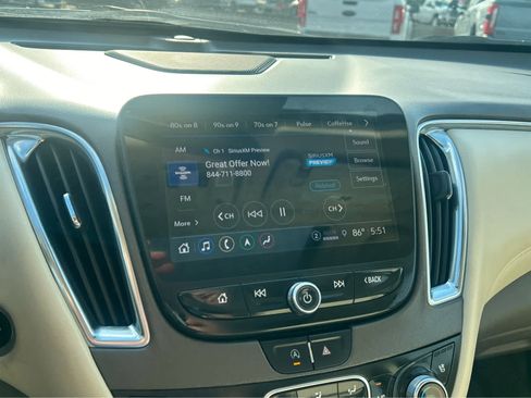 Used 2024 Chevrolet Malibu LT image 28