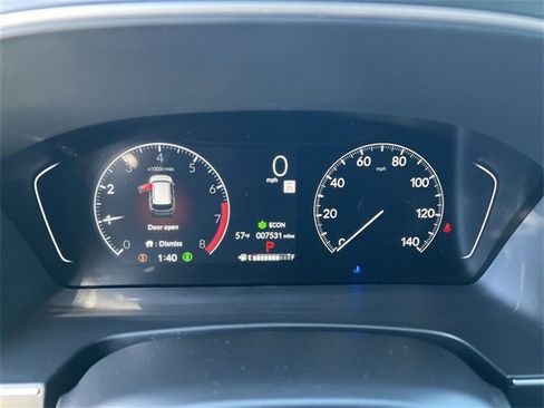 Used 2025 Honda Pilot Touring image 10