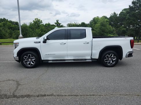Certified 2024 GMC Sierra 1500 SLT w/ SLT Premium Plus Package AWD/4WD image 2