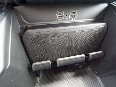 Used 2025 RAM 1500 Big Horn AWD/4WD image 31