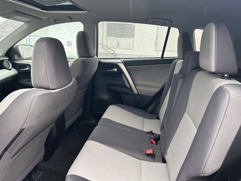 Used 2014 Toyota RAV4 XLE image 12