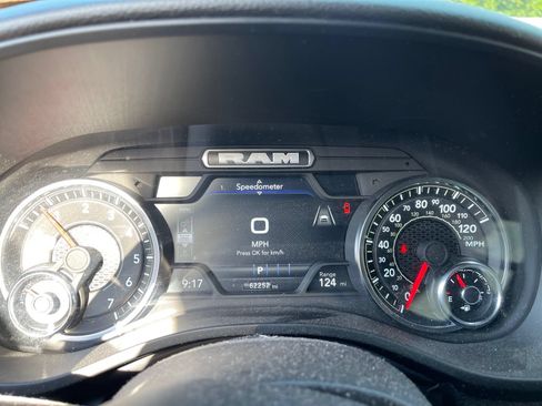 Used 2025 RAM 1500 Big Horn AWD/4WD image 6