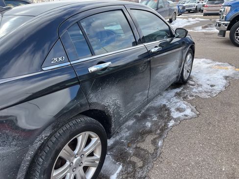 Used 2012 Chrysler 200 Touring image 17