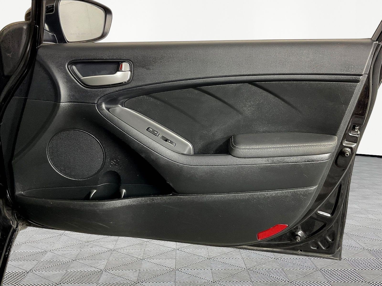 Used 2018 Kia Forte LX w/ LX Popular Package FWD image 27