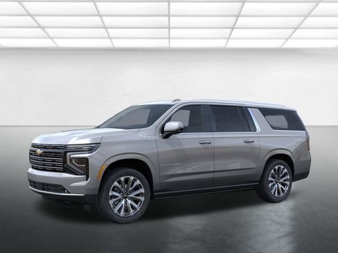 New 2026 Chevrolet Suburban High Country AWD/4WD image 2