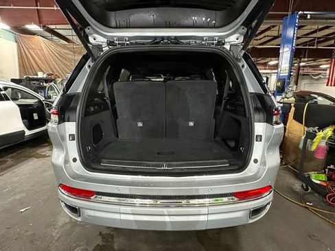 Used 2025 Jeep Grand Cherokee L Overland w/ Luxury Tech Group IV image 16