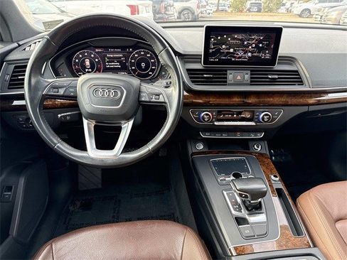 Used 2018 Audi Q5 2.0T Premium Plus w/ Premium Plus Package image 18