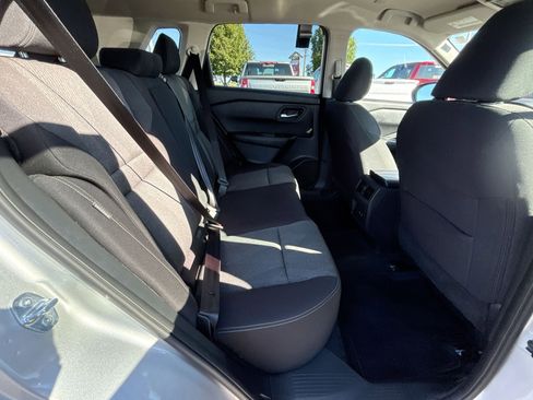 Used 2024 Nissan Rogue SV image 68