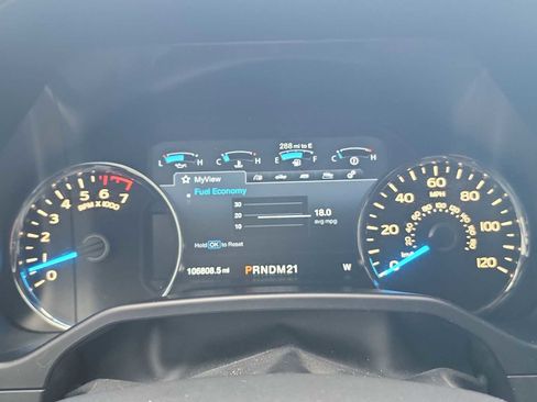 Used 2015 Ford F150 Lariat image 16