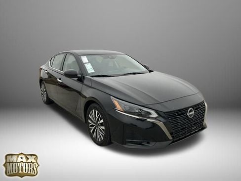 Used 2023 Nissan Altima 2.5 SV image 13