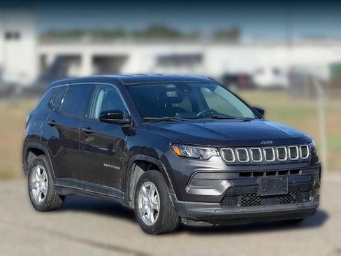 Used 2022 Jeep Compass Sport image 1