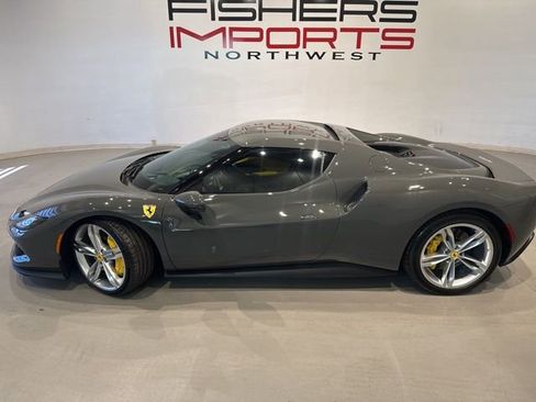 Used 2024 Ferrari 296 GTB RWD image 3