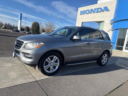 Used 2013 Mercedes-Benz ML 350 BlueTEC 4MATIC image 13