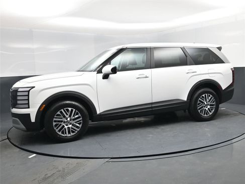 New 2026 Hyundai Palisade SE image 3