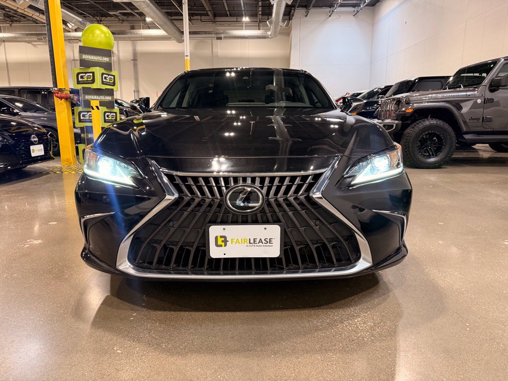 Used 2022 Lexus ES 350 w/ Premium Package FWD image 2