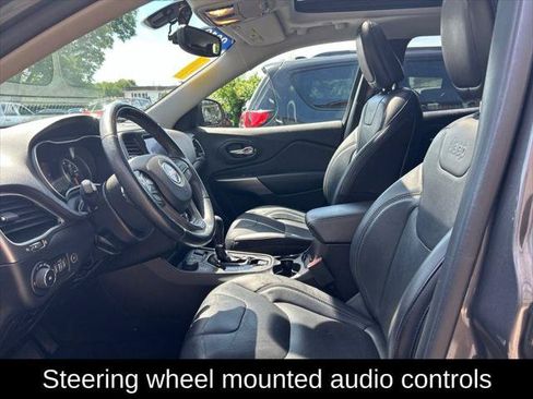 Certified 2019 Jeep Cherokee Limited AWD/4WD image 13