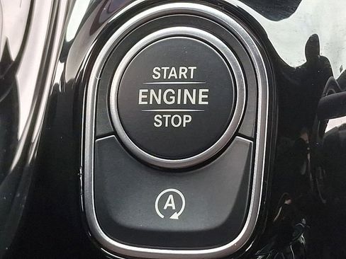 Used 2025 Mercedes-Benz GLA 250 image 25