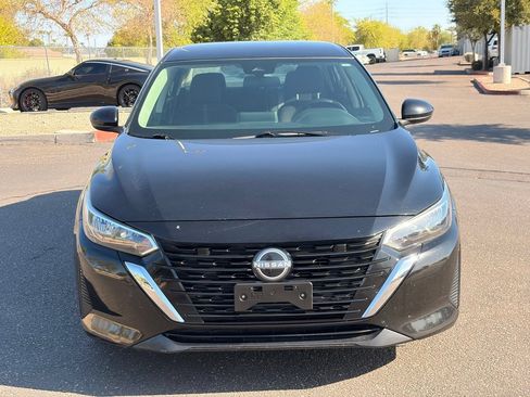 Used 2024 Nissan Sentra SV FWD image 9
