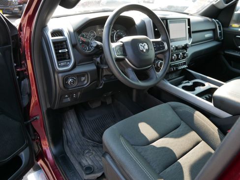 Used 2025 RAM 1500 Big Horn AWD/4WD image 19