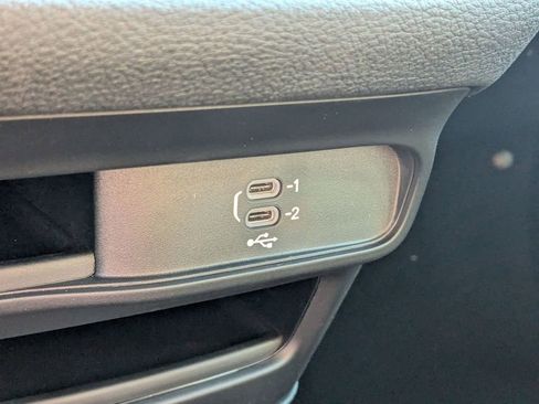 New 2026 Chrysler Pacifica Select image 28