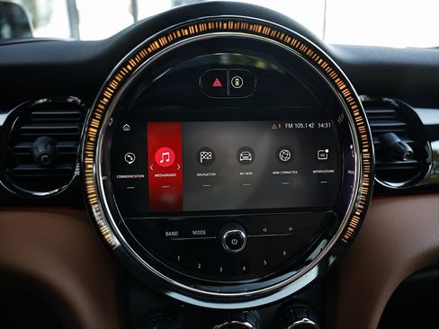 Used 2023 MINI Cooper S image 36