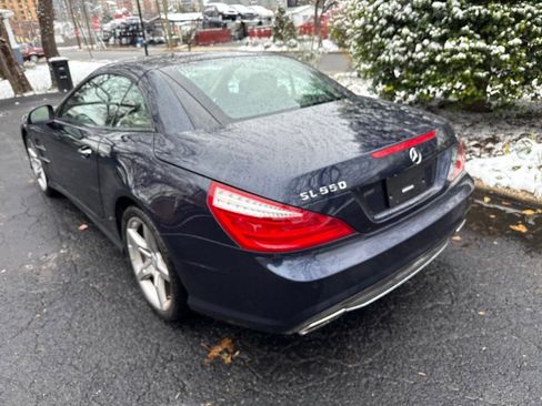 Used 2013 Mercedes-Benz SL 550 image 8