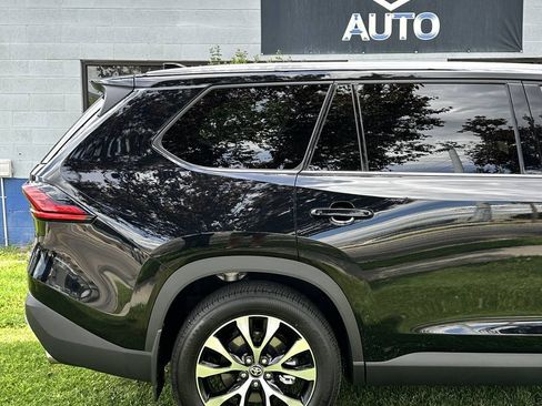 Used 2026 Toyota Grand Highlander AWD Hybrid image 6
