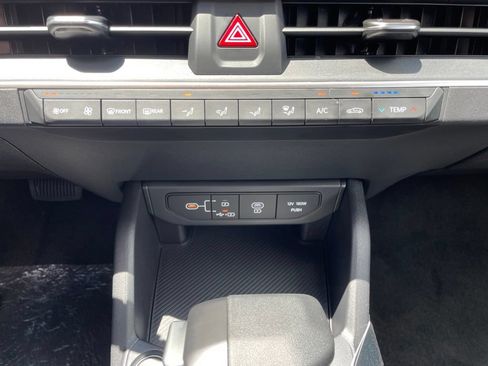 New 2026 Kia K4 FWD image 21
