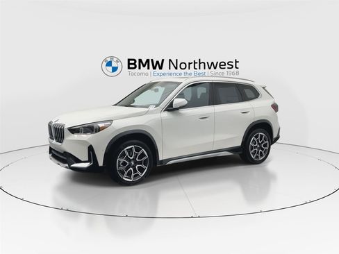 New 2026 BMW X1 xDrive28i w/ Technology Package AWD/4WD image 9