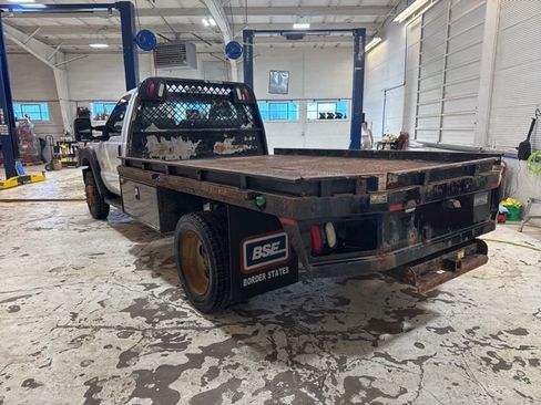 Used 2014 Ford F550 4x4 Regular Cab Super Duty image 5