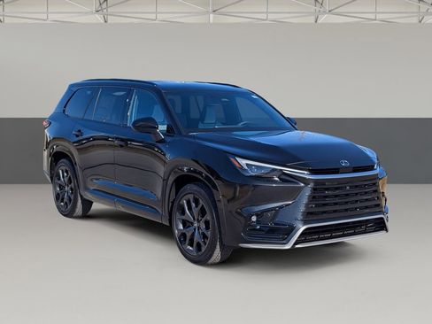 New 2026 Lexus TX 500h AWD image 1