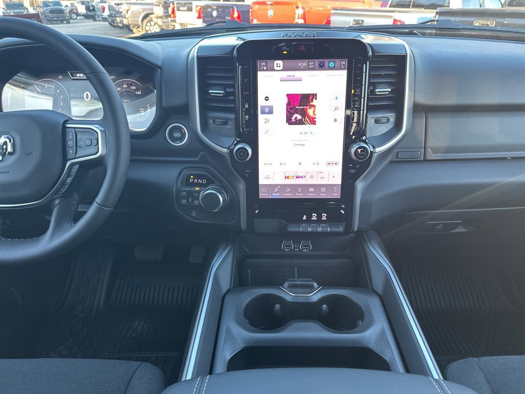 New 2026 RAM 1500 Big Horn AWD/4WD image 18