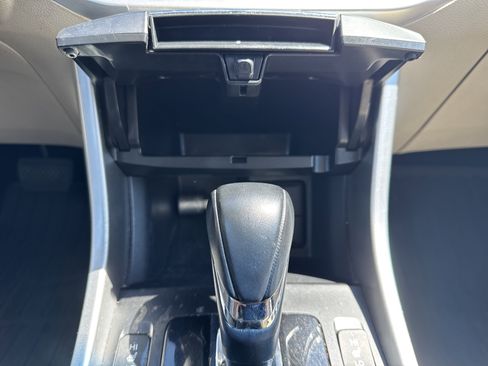 Used 2013 Honda Accord EX-L image 9