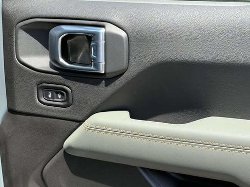 New 2026 Jeep Gladiator Mojave AWD/4WD image 8