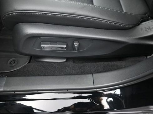 New 2026 Honda HR-V EX-L image 23