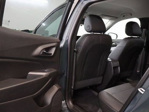 New 2025 Chevrolet Trax LT image 24