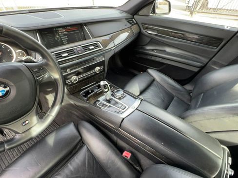Used 2014 BMW 750i image 13