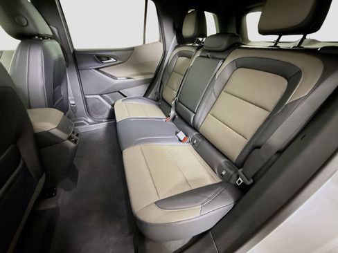 New 2026 Chevrolet Equinox LT w/ Convenience Package II image 23