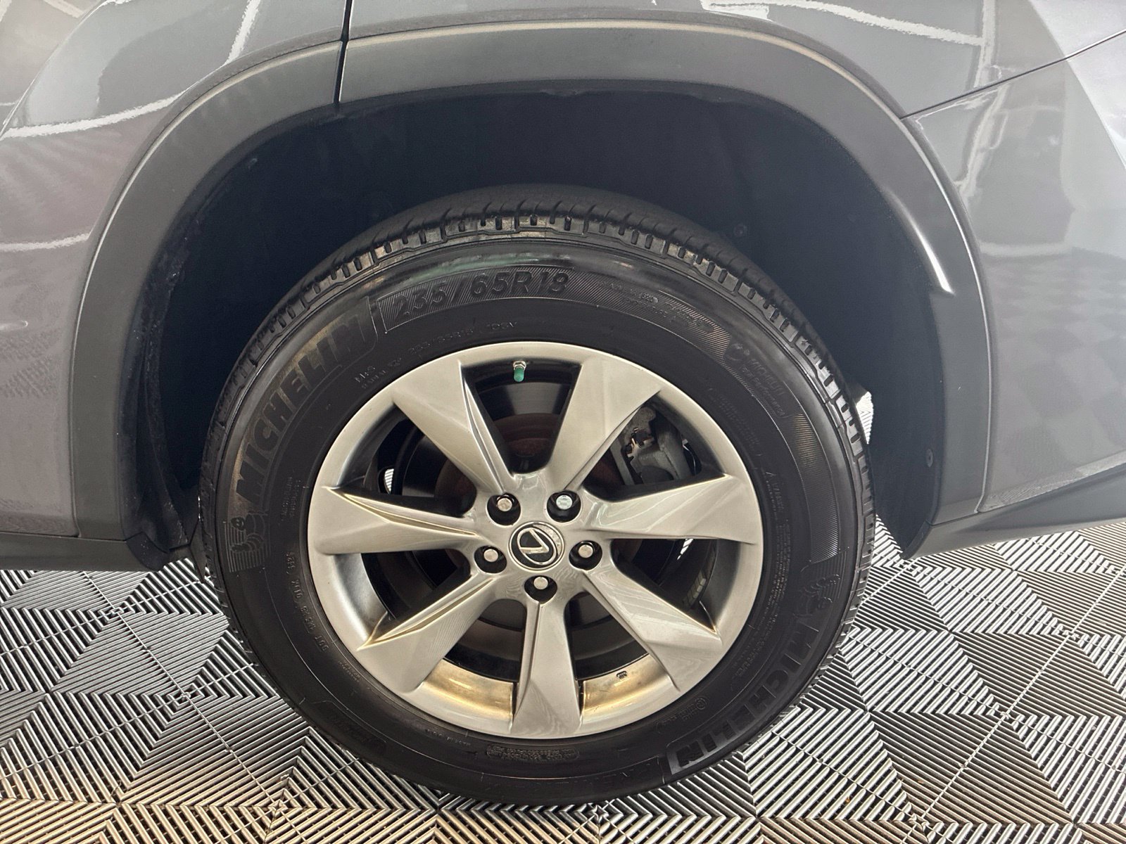Used 2019 Lexus RX 350 FWD w/ Accessory Package image 7