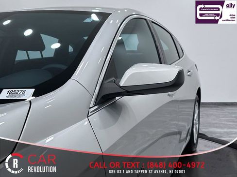 Used 2022 Chevrolet Malibu LT image 57