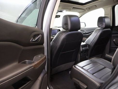 Used 2023 GMC Acadia Denali w/ Denali Ultimate Package image 11